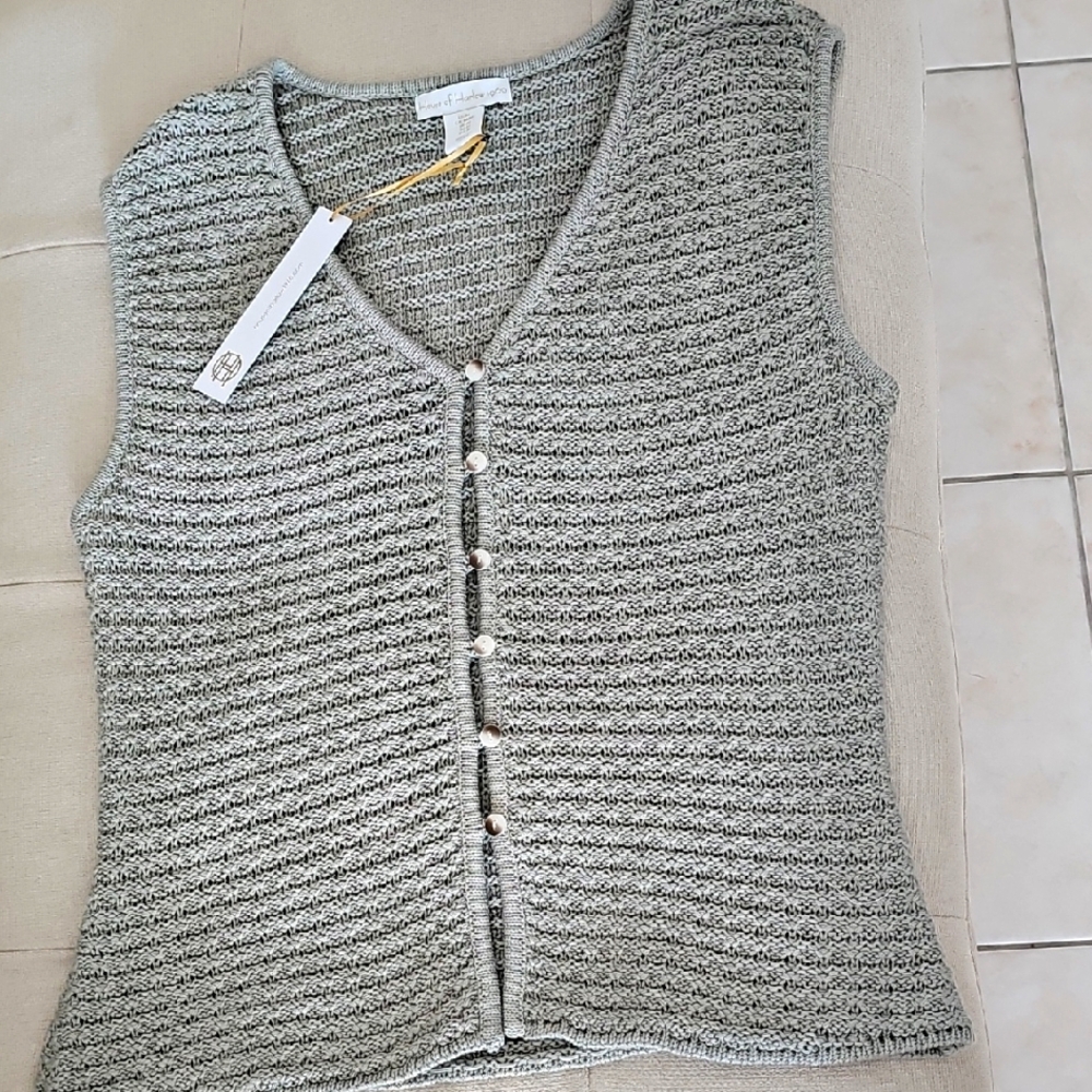 House of Harlow 1960 Textured Light Green